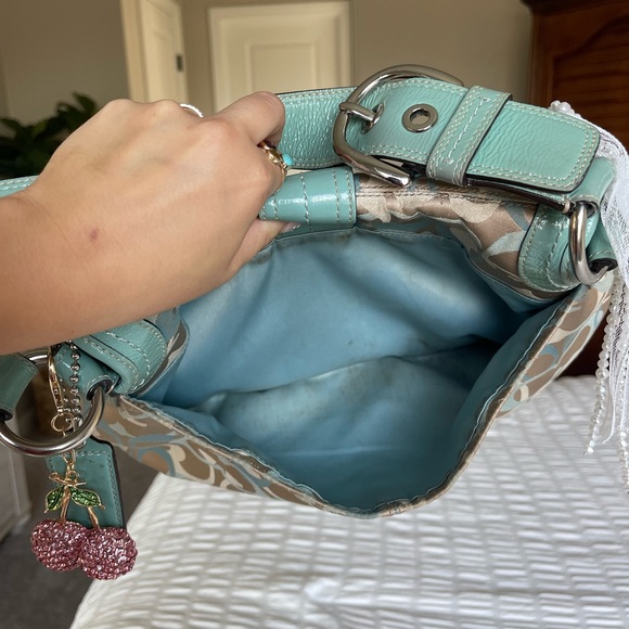 Y2K COACH Vintage Soho Signature Logo Blue Patent Leather Hobo Shoulder Purse - Picture 17 of 17